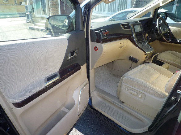 2013 TOYOTA ALPHARD 240G